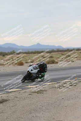 media/Sep-21-2025-Race Pace (Sun) [[98bf33ef95]]/Verified/5-Turn 15 Inside (930am)/